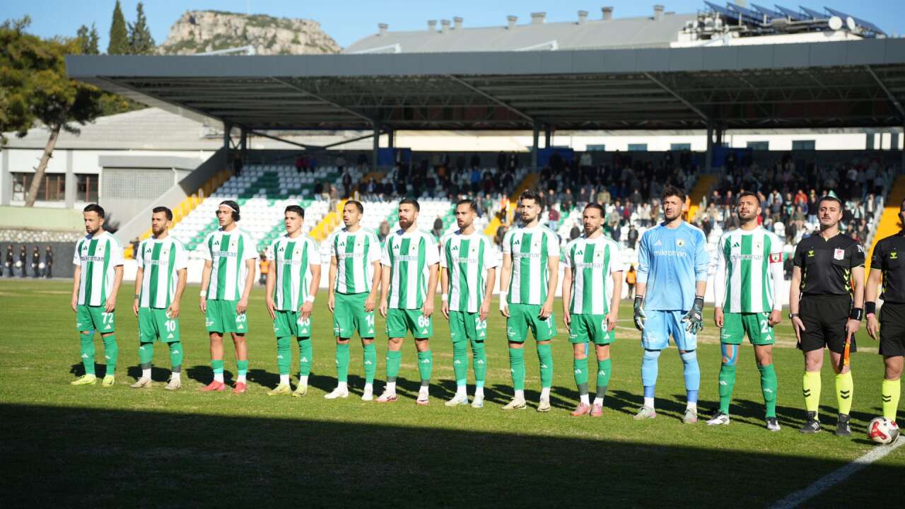 Muğla Atatürk Stadı’nda İlk 45 Dakikada Gol Çıkmadı 4